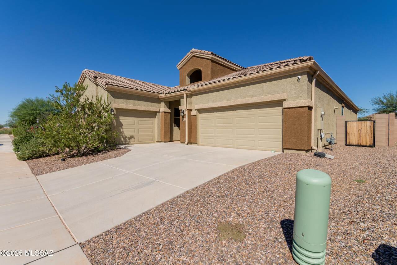 https://bt-photos.global.ssl.fastly.net/tucson/1280_boomver_1_22527706-2.jpg