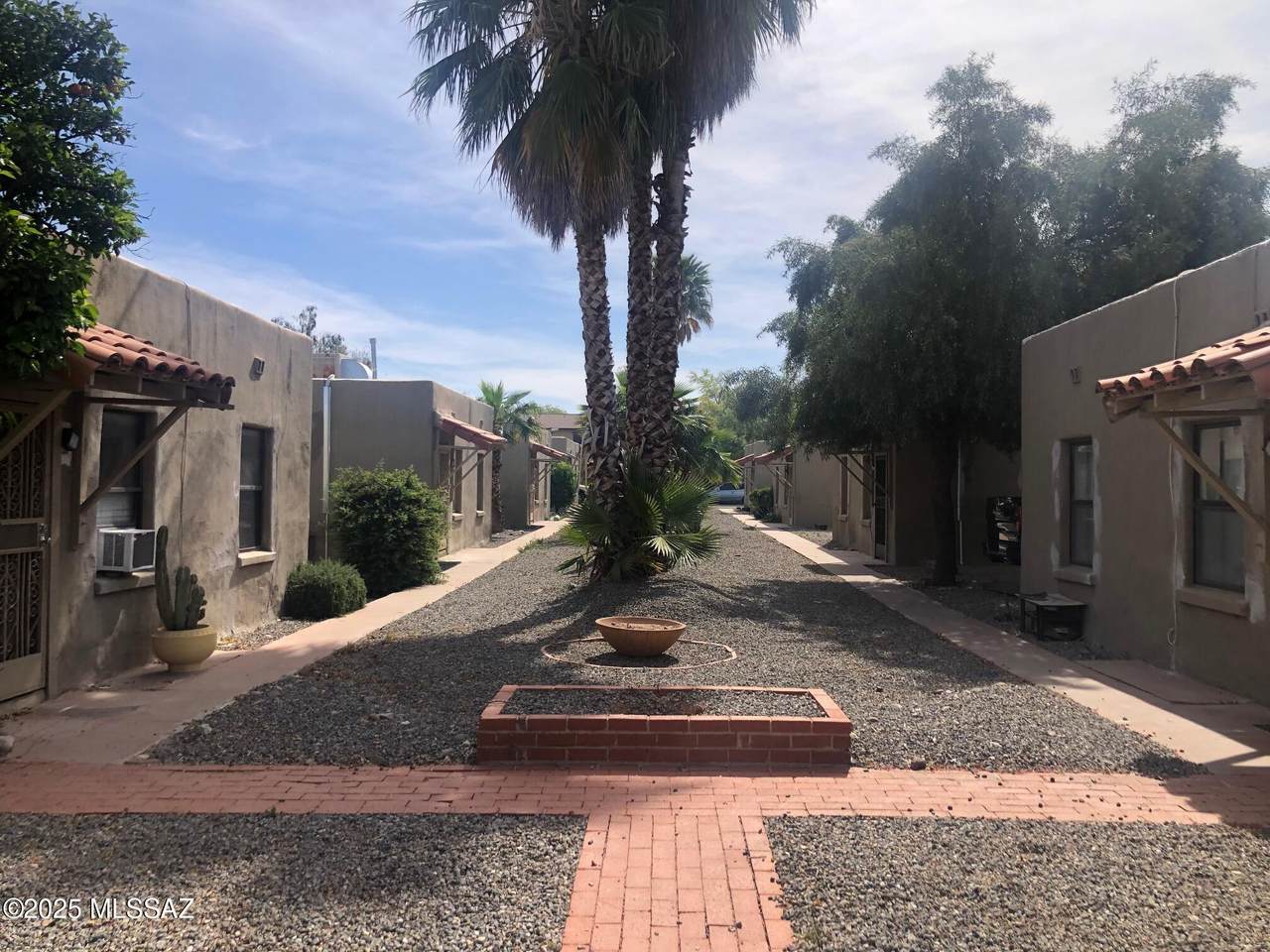 2620 Stone Avenue - Photo 1