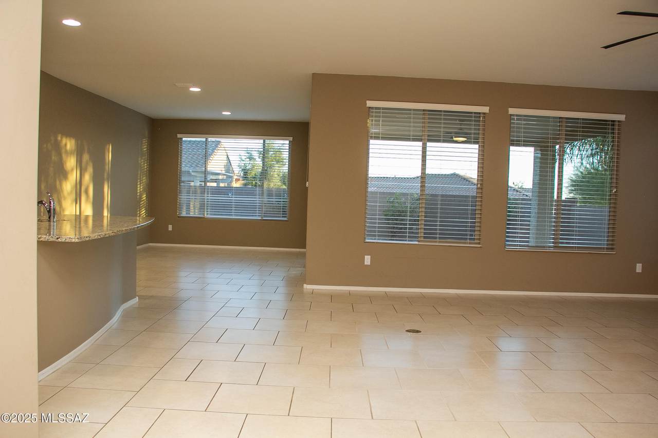 https://bt-photos.global.ssl.fastly.net/tucson/1280_boomver_1_22527839-2.jpg