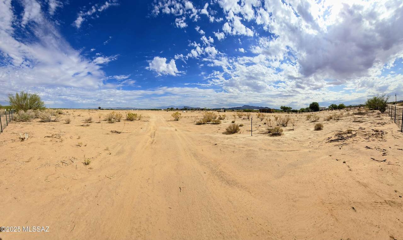 6900BLK Cherry Blossom Road - Photo 1