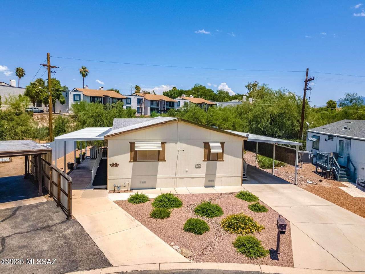 7570 Speedway Boulevard - Photo 1