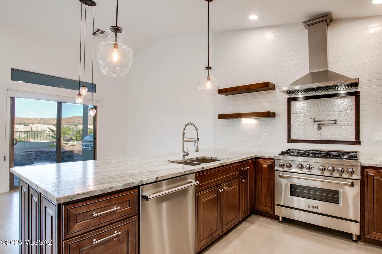 37790 Desert Bluff Drive - Photo 1