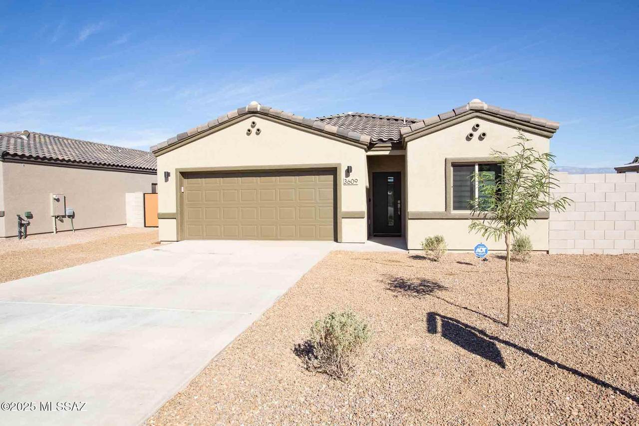 3609 Nebraska Stravenue - Photo 1