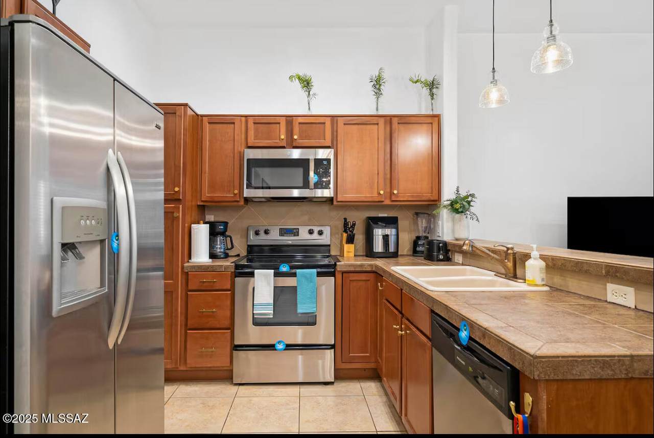 2016 River Road - Photo 1