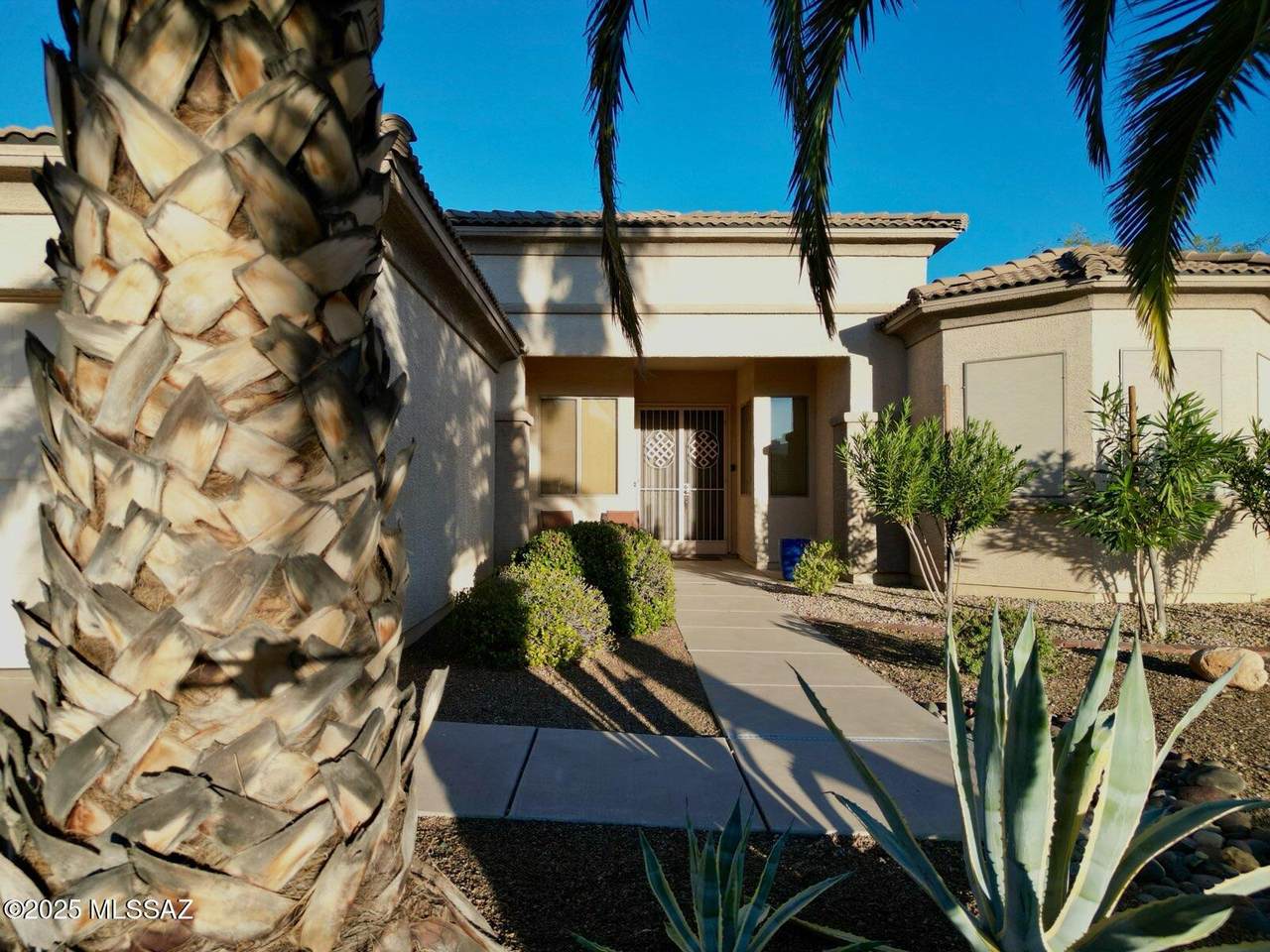 https://bt-photos.global.ssl.fastly.net/tucson/orig_boomver_1_22529387-2.jpg
