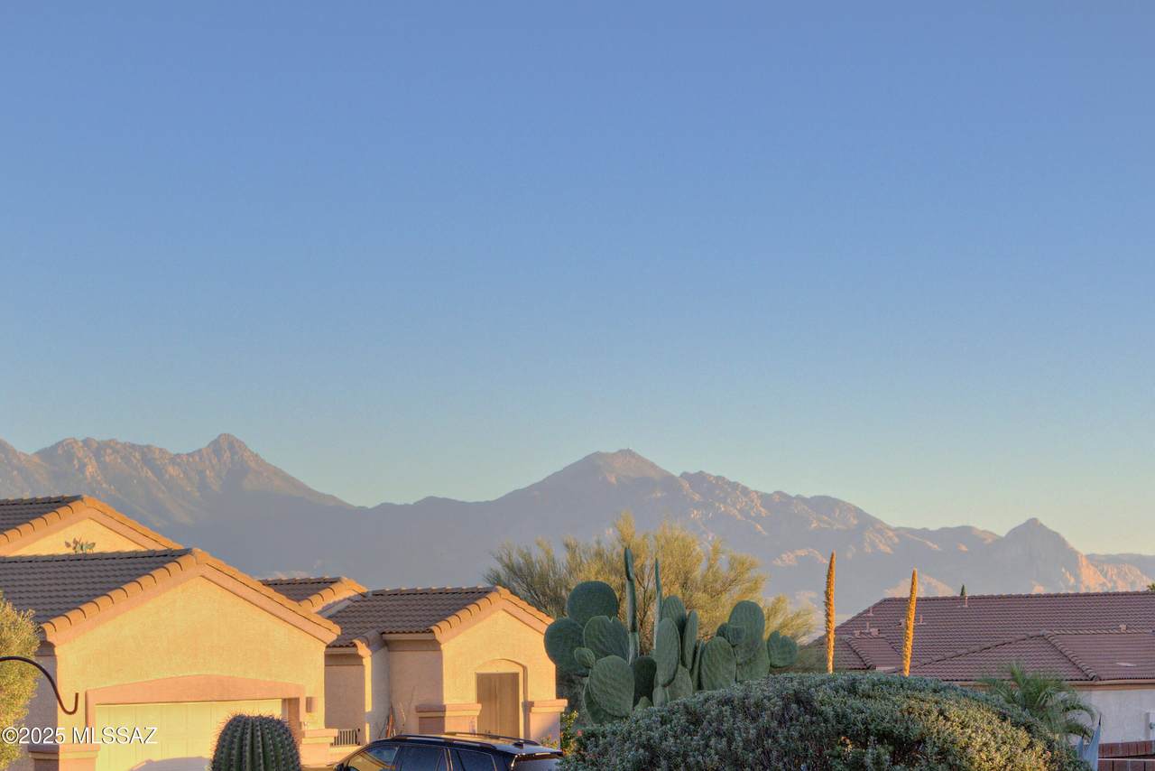 https://bt-photos.global.ssl.fastly.net/tucson/orig_boomver_1_22529387-2.jpg