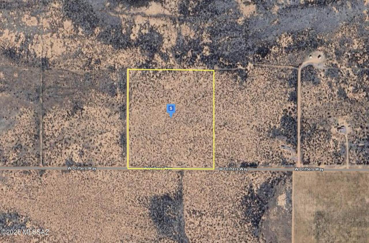 5010 Drifters Way - Photo 1