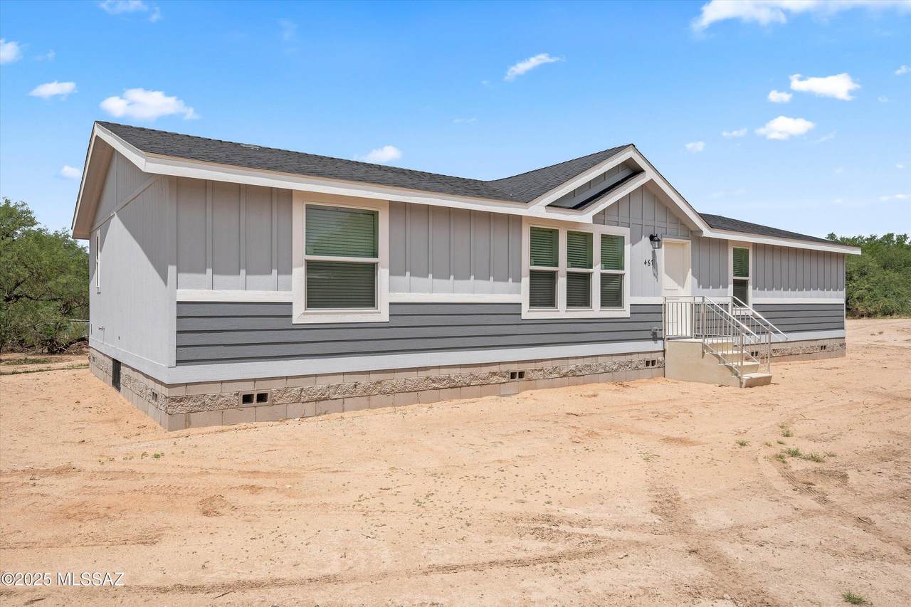 467 Griest Lane - Photo 1