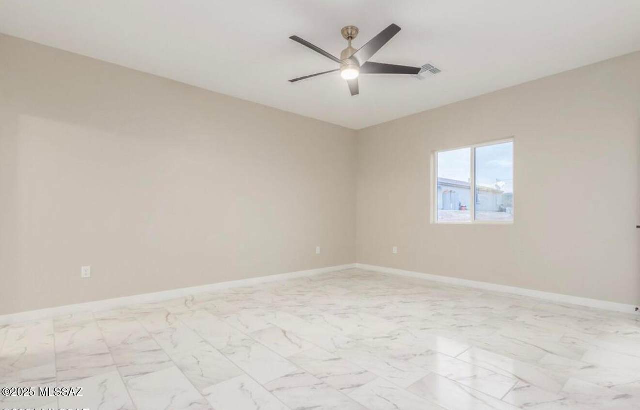 224 34th Street - Photo 1