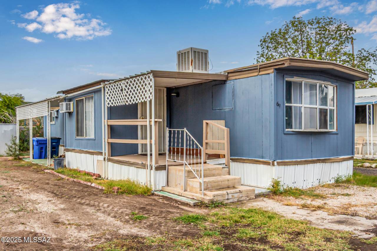 1111 Limberlost Drive - Photo 1