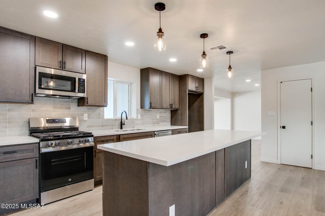 5417 8th Street - Photo 1