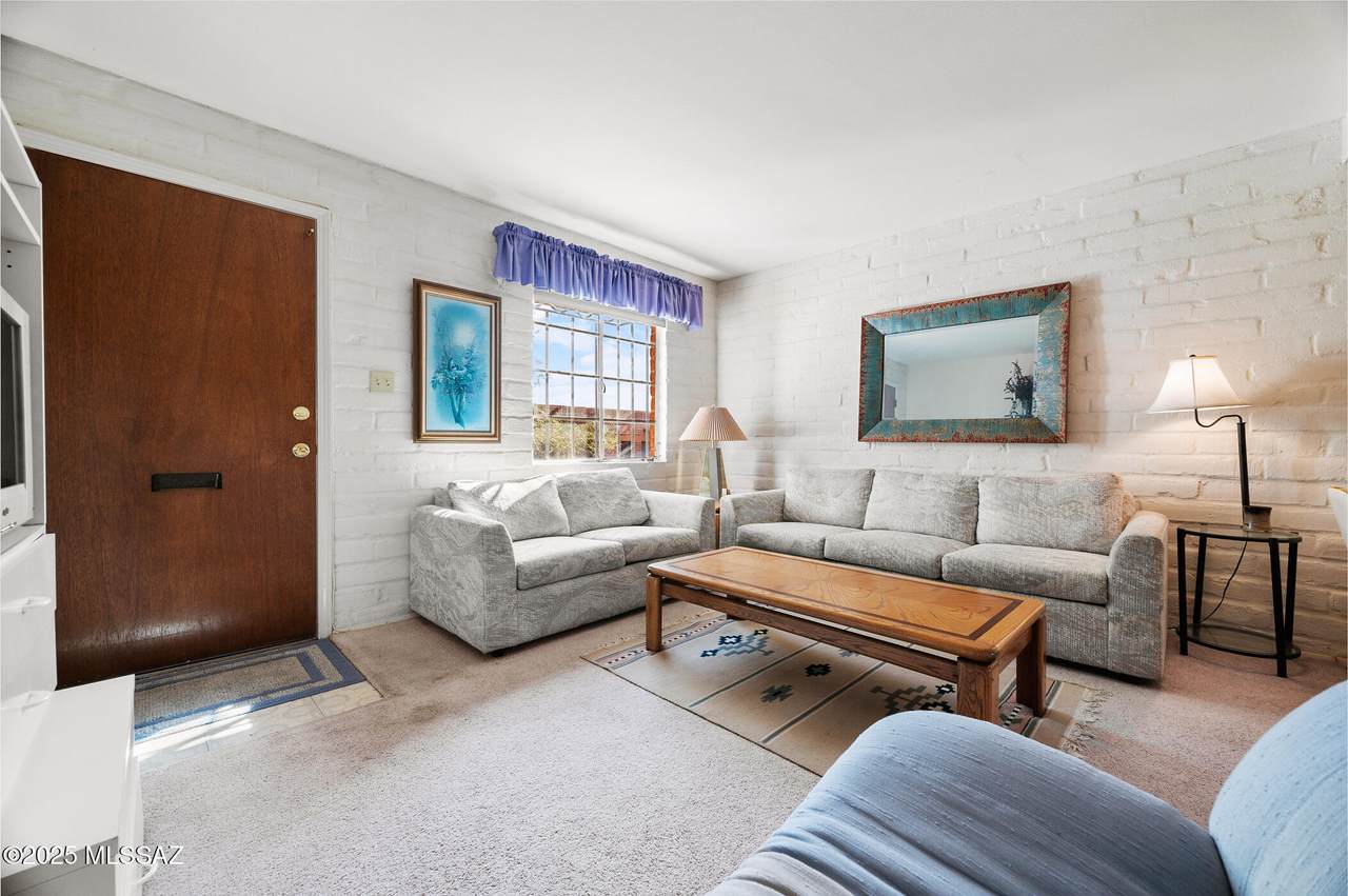 222 Paseo Quinta - Photo 1