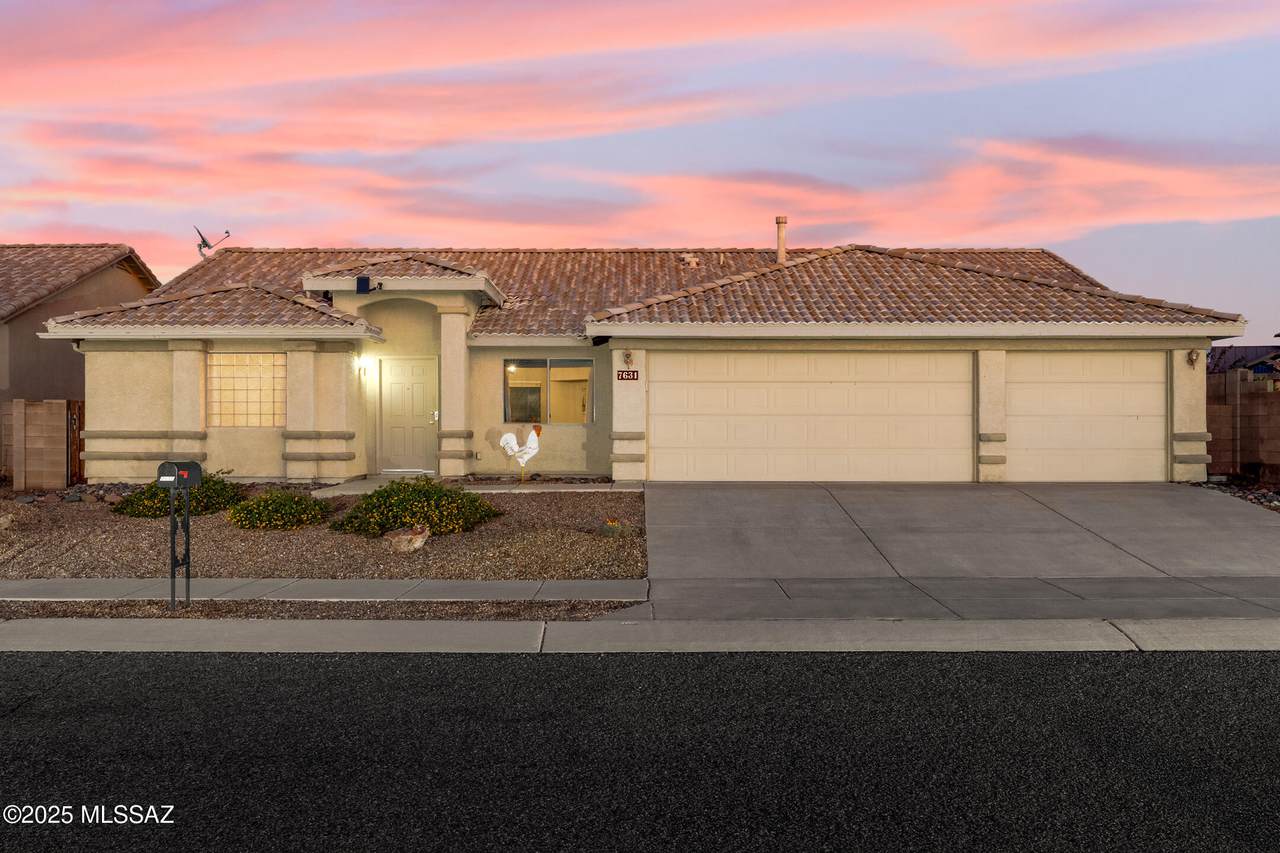 7631 Laurel Willow Drive - Photo 1