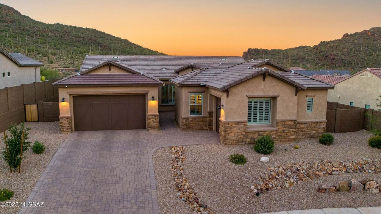 8395 Movie Pass Trail - Photo 1