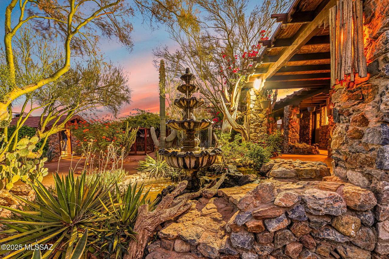 6600 Dimitri Lane - Photo 1