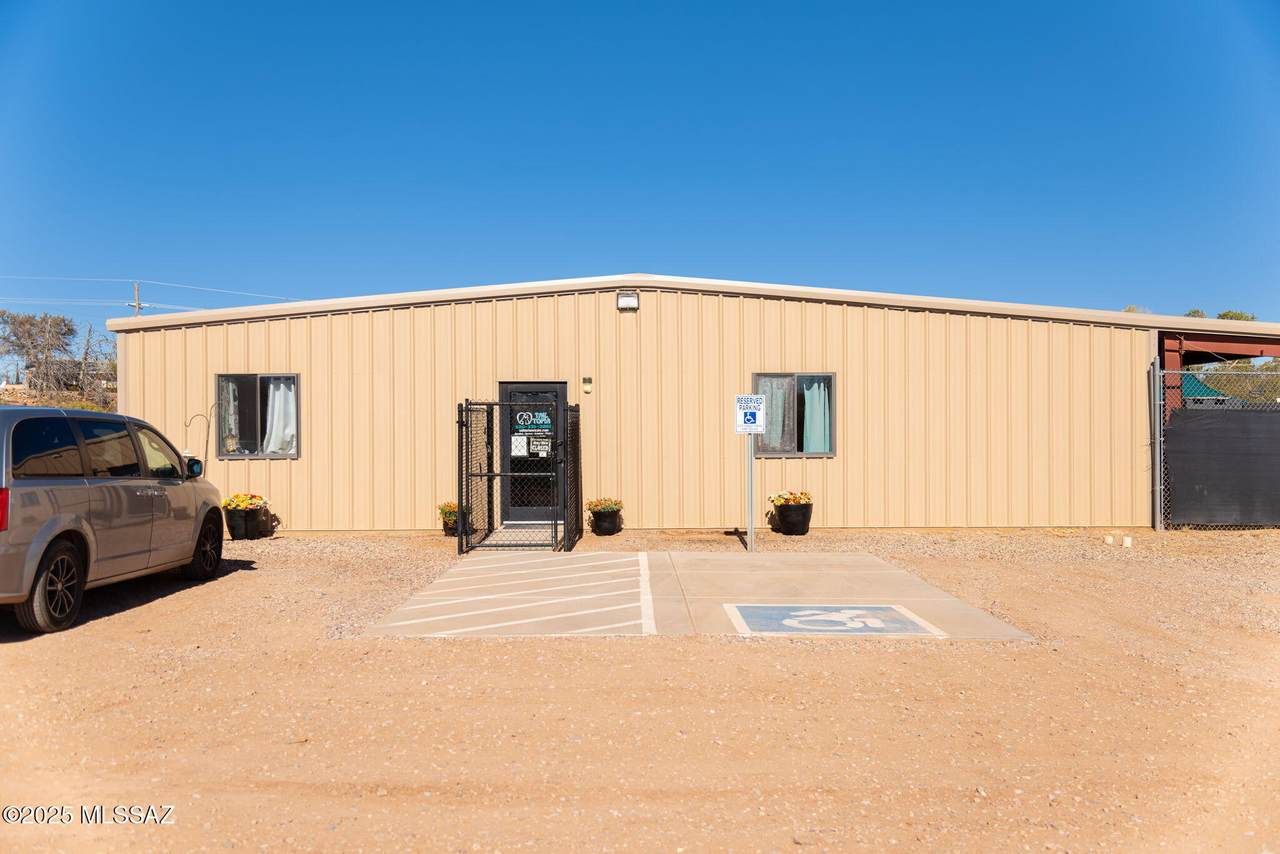 1601 Wardle Road - Photo 1