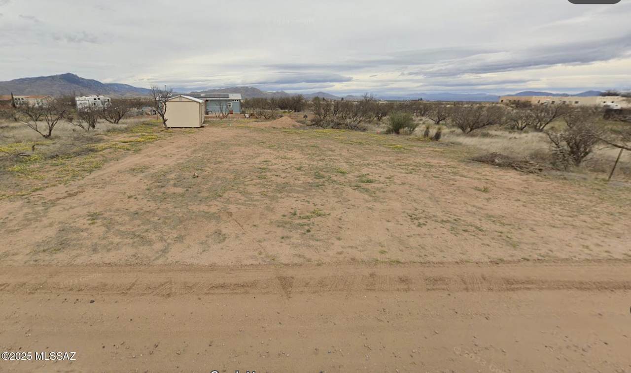  Green Park Drive - Photo 1