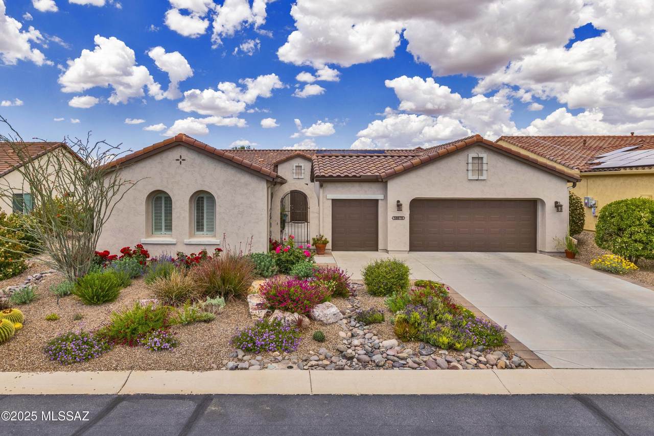 59978 Amur Lane - Photo 1