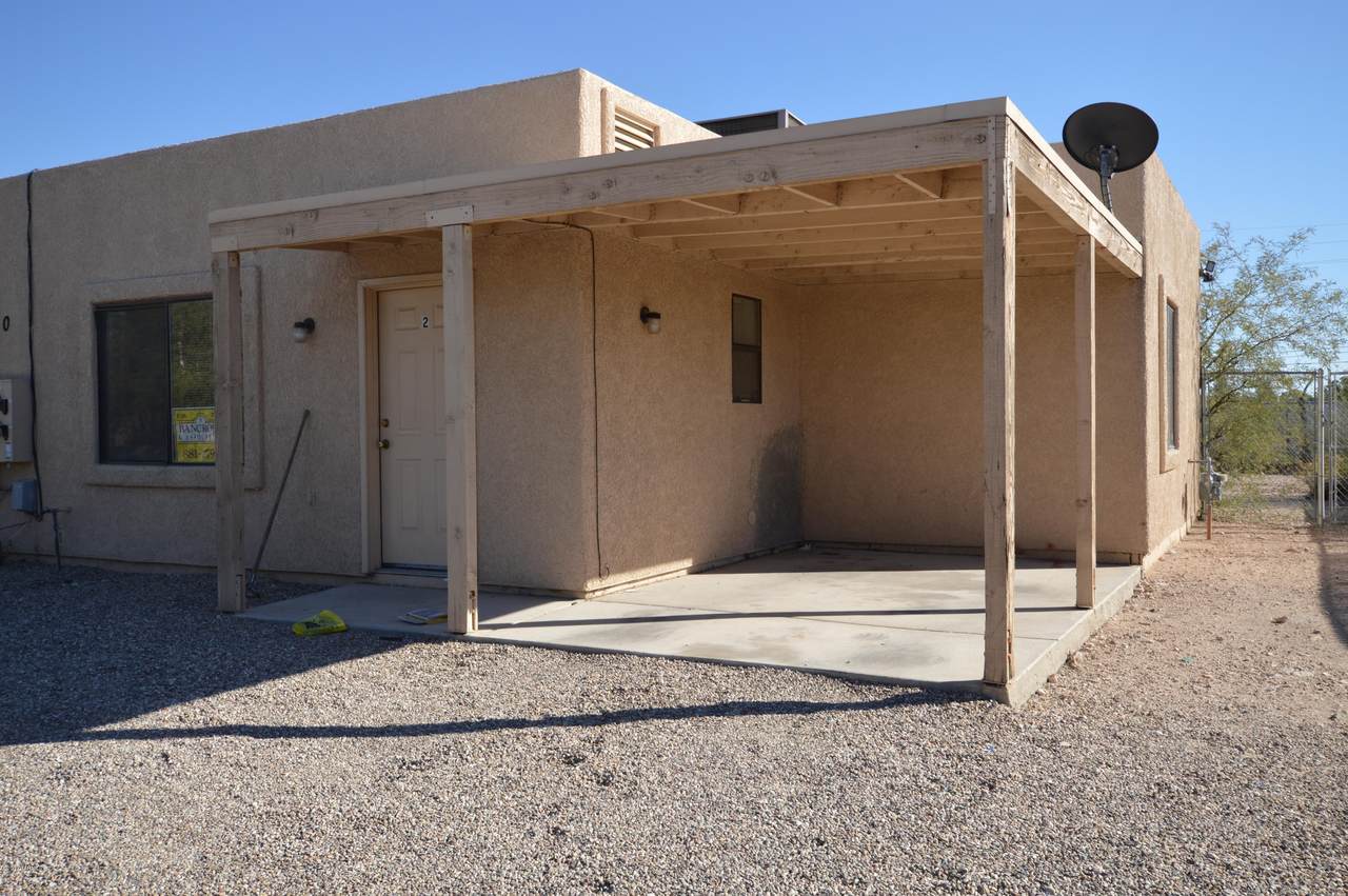 450 Wilcox Lane - Photo 1