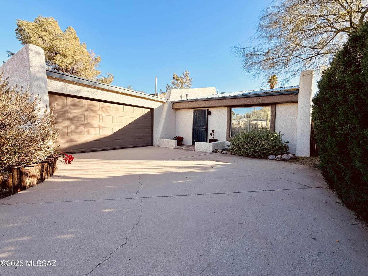 2871 Saint Tropaz Avenue - Photo 1