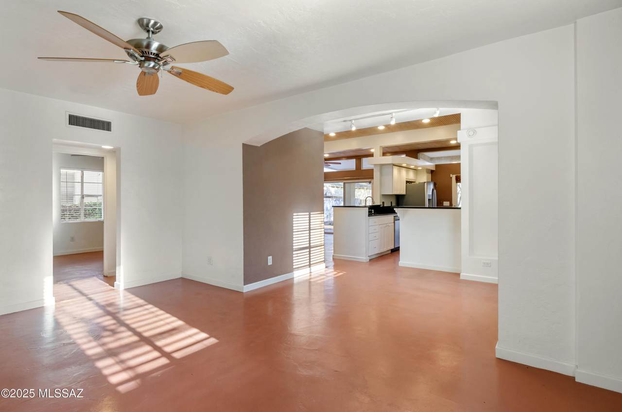 https://bt-photos.global.ssl.fastly.net/tucson/1280_boomver_1_22532099-2.jpg