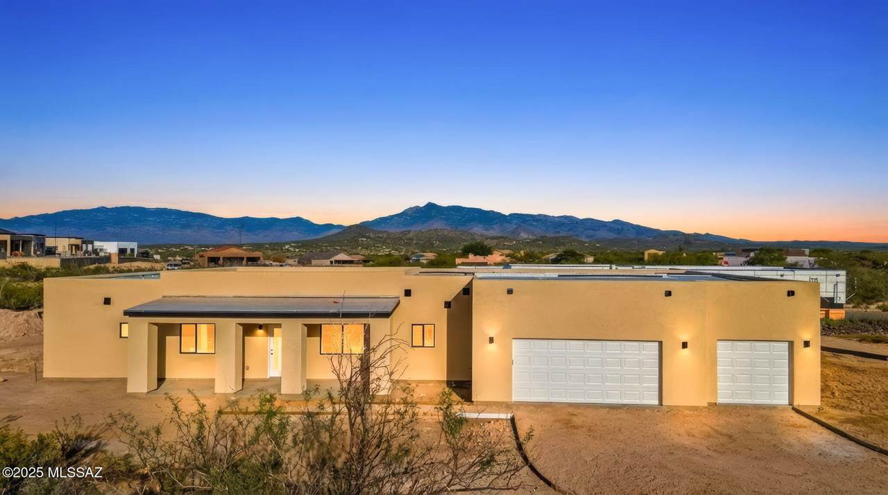 13763 Windy Way - Photo 1