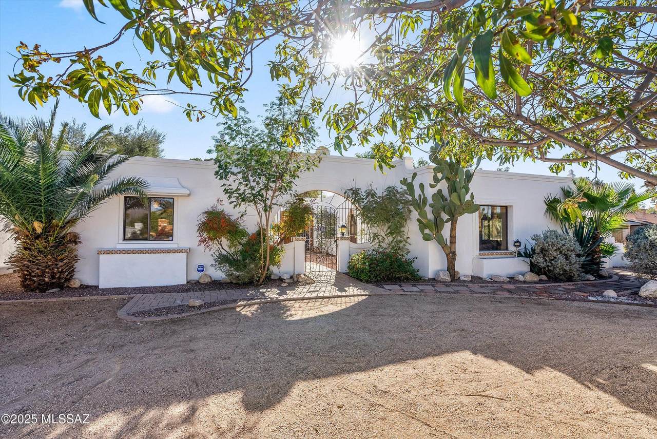 2302 Mitchell Street - Photo 1