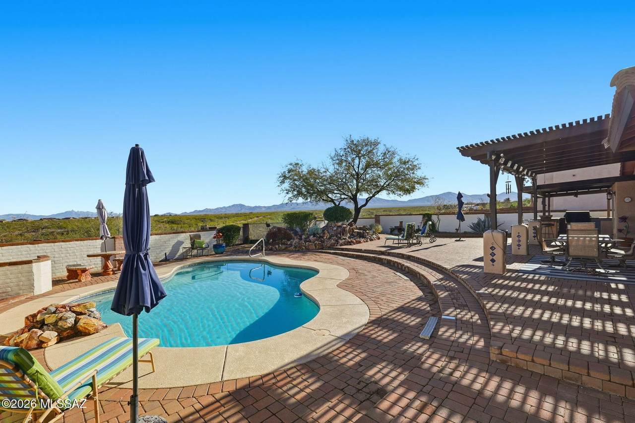 957 Josephine Saddle Place - Photo 1