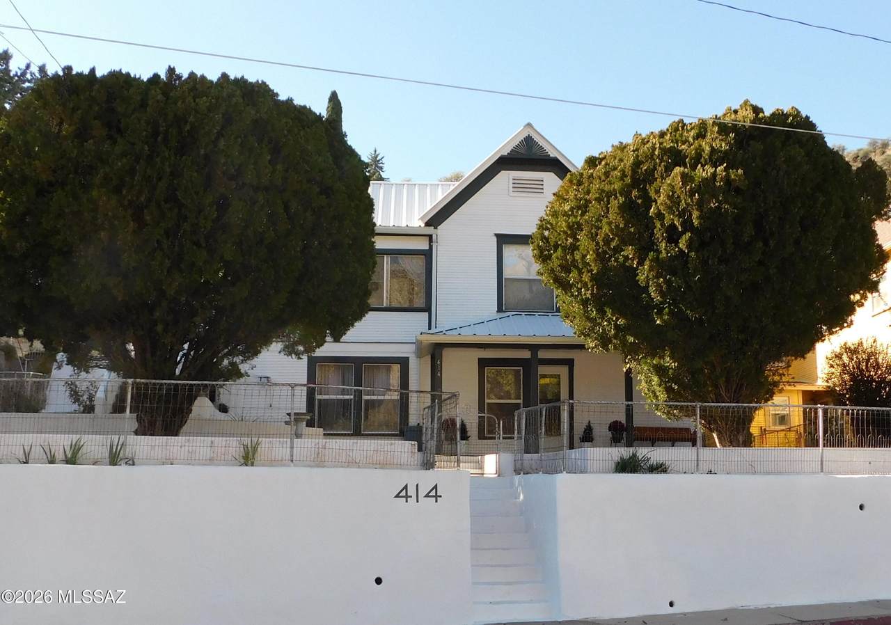 414 Tombstone - Photo 1