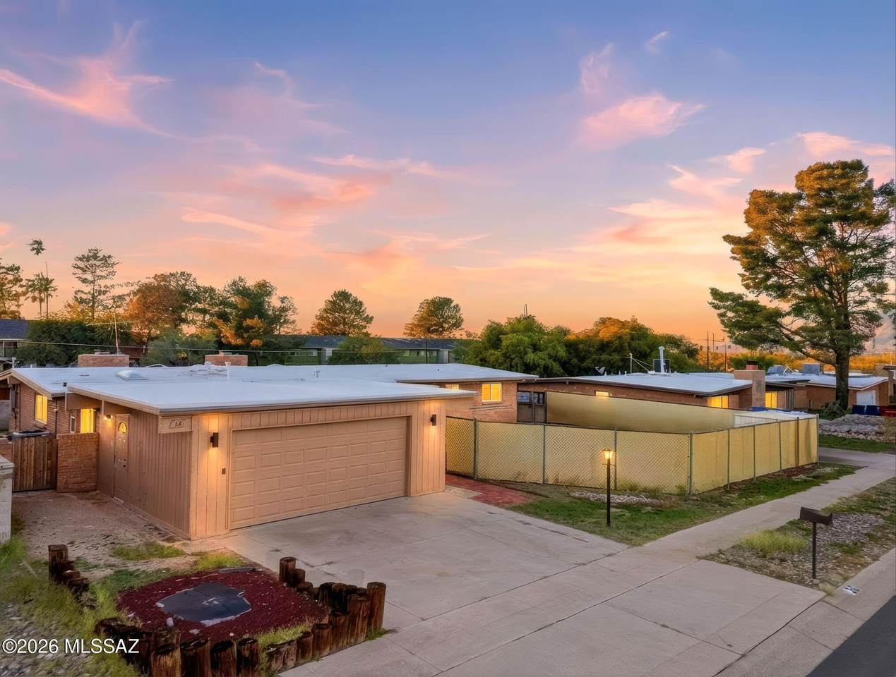 36 Evelyn Avenue - Photo 1