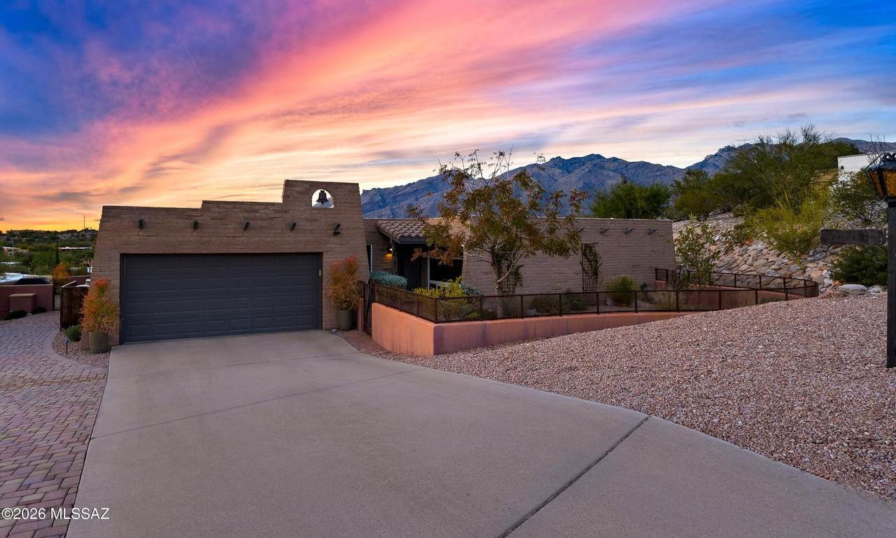 5701 Paseo Caborca - Photo 1