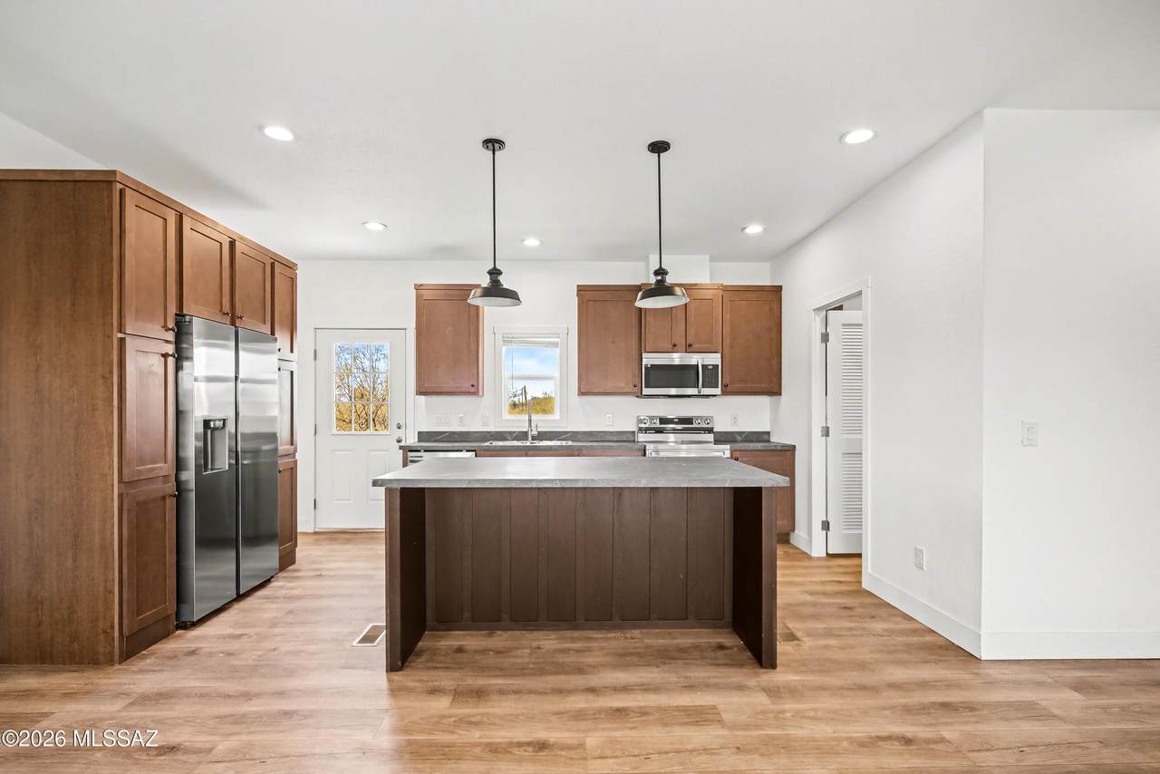 16330 Whetstone Avenue - Photo 1