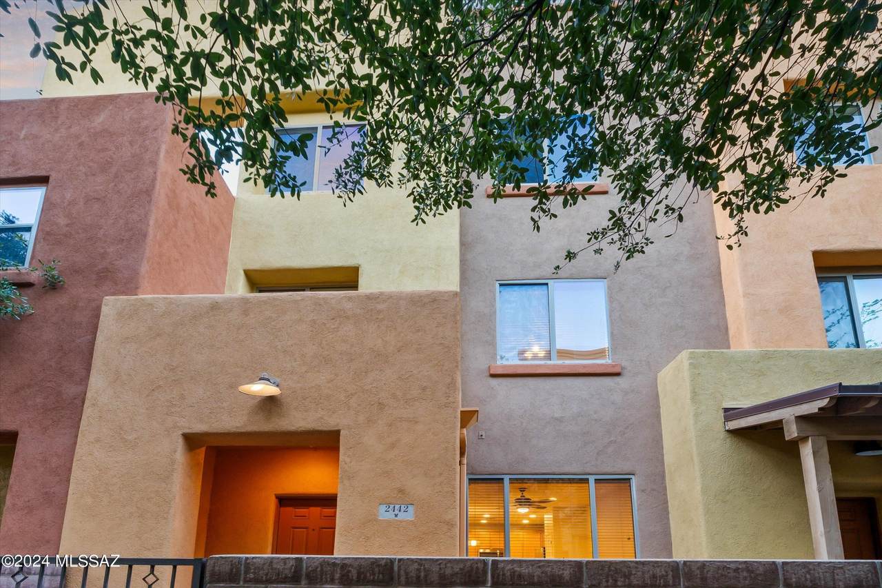 2442 Emerald Moon Drive - Photo 1