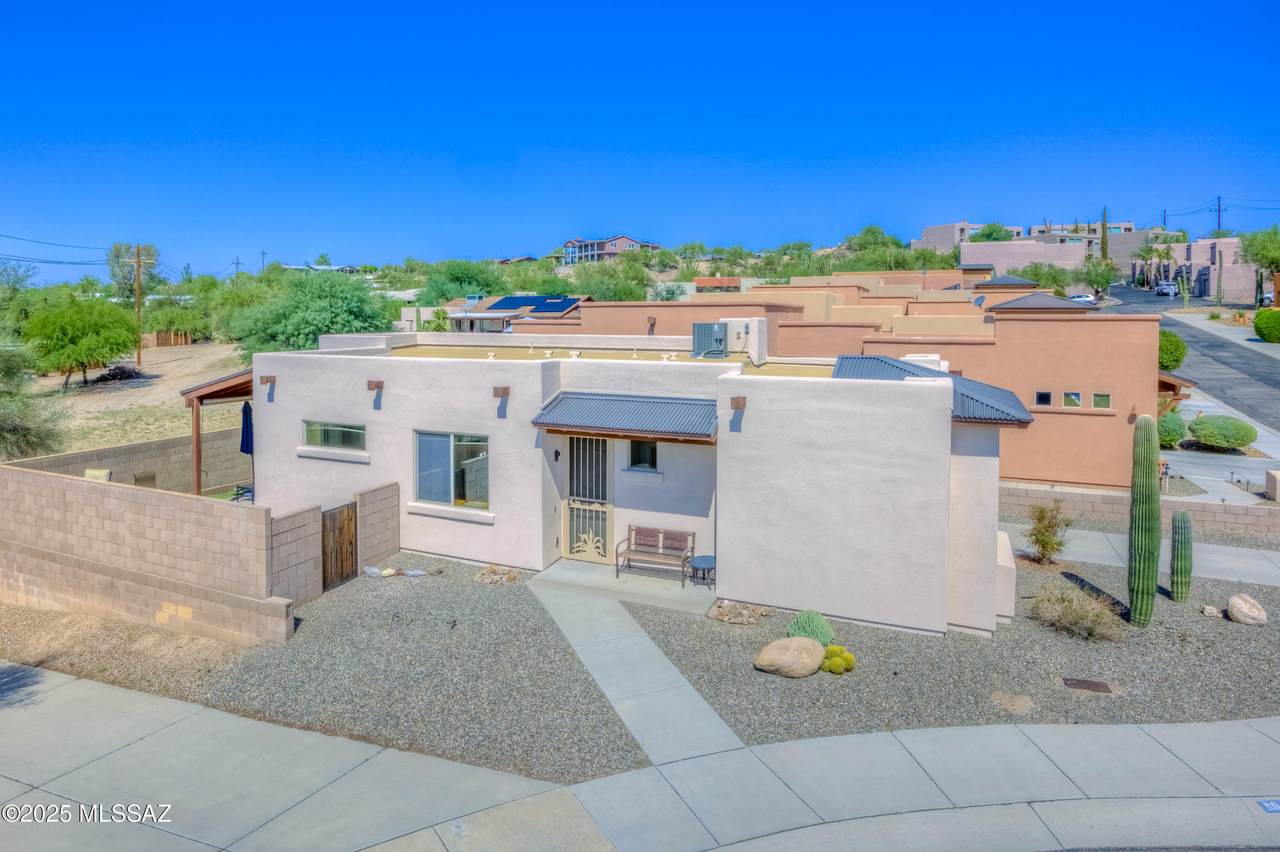 2945 Stepping Stone Court - Photo 1