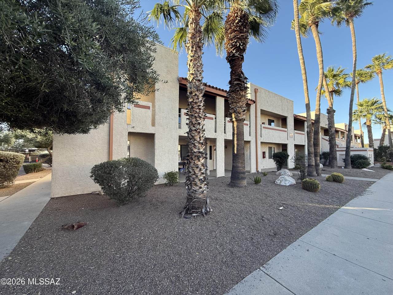 455 Kelso Street - Photo 1