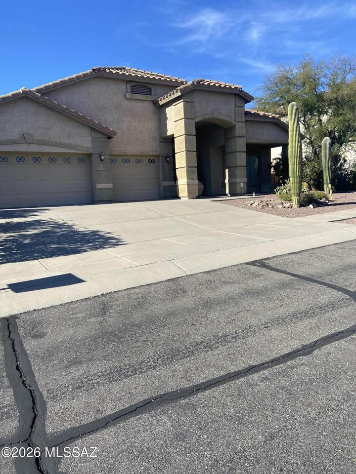 4927 Louis River Way - Photo 1