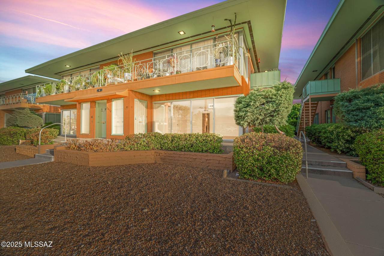 3018 6th Street - Photo 1