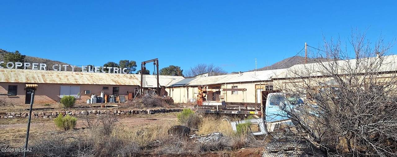 219 Douglas Street - Photo 1