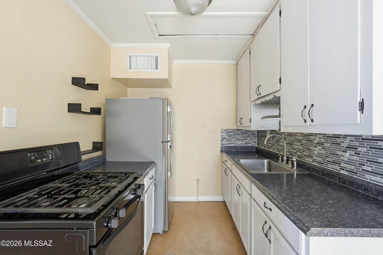 3226 Bermuda Street - Photo 1