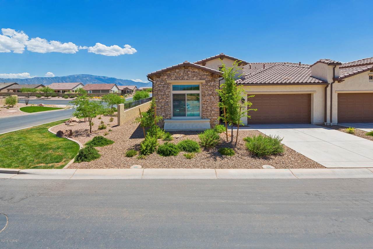 61231 Flint Drive - Photo 1