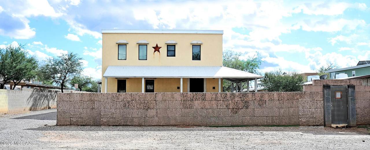 1040 Halcyon Road - Photo 1