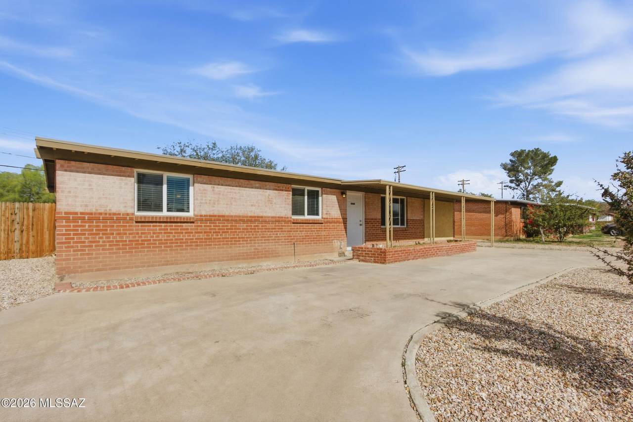 https://bt-photos.global.ssl.fastly.net/tucson/1280_boomver_1_22603392-2.jpg