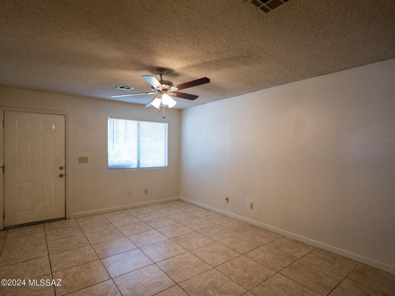 https://bt-photos.global.ssl.fastly.net/tucson/1280_boomver_1_22603736-2.jpg