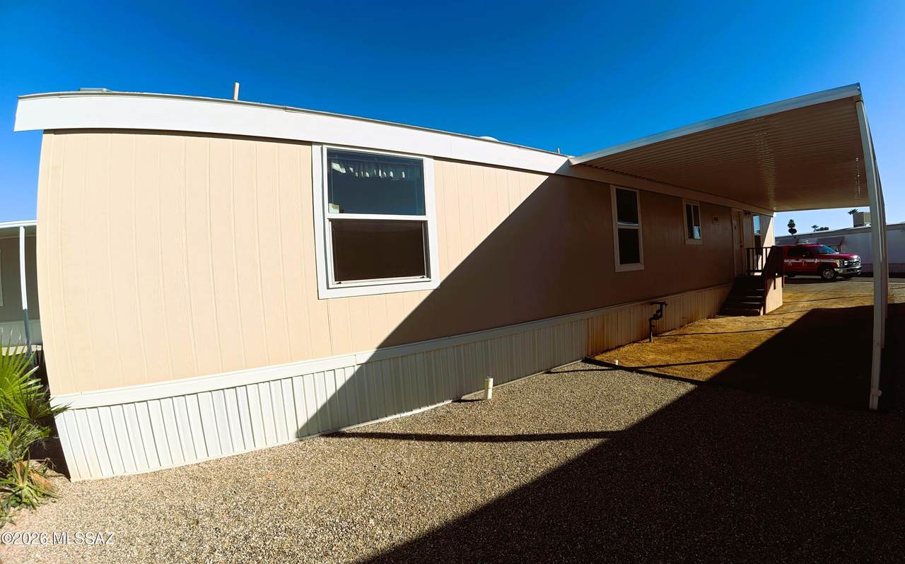 3833 Fairview Avenue - Photo 1