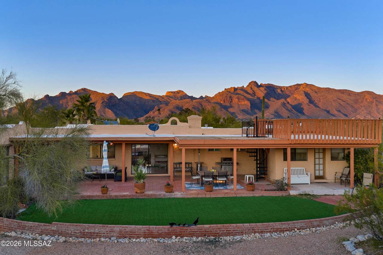 800 Camino Alberca - Photo 1