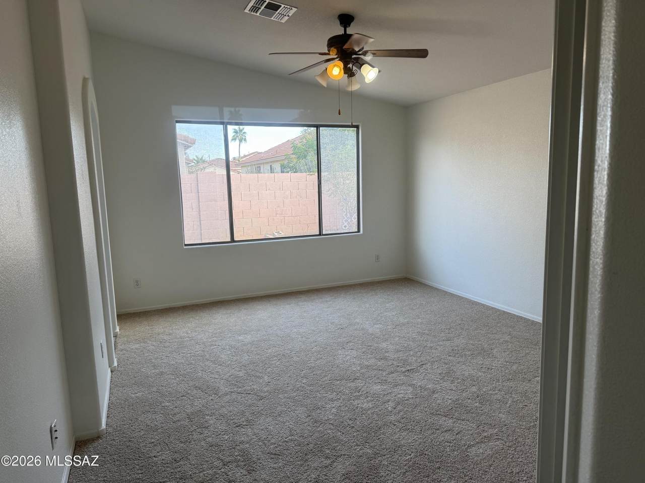 https://bt-photos.global.ssl.fastly.net/tucson/1280_boomver_1_22603870-2.jpg