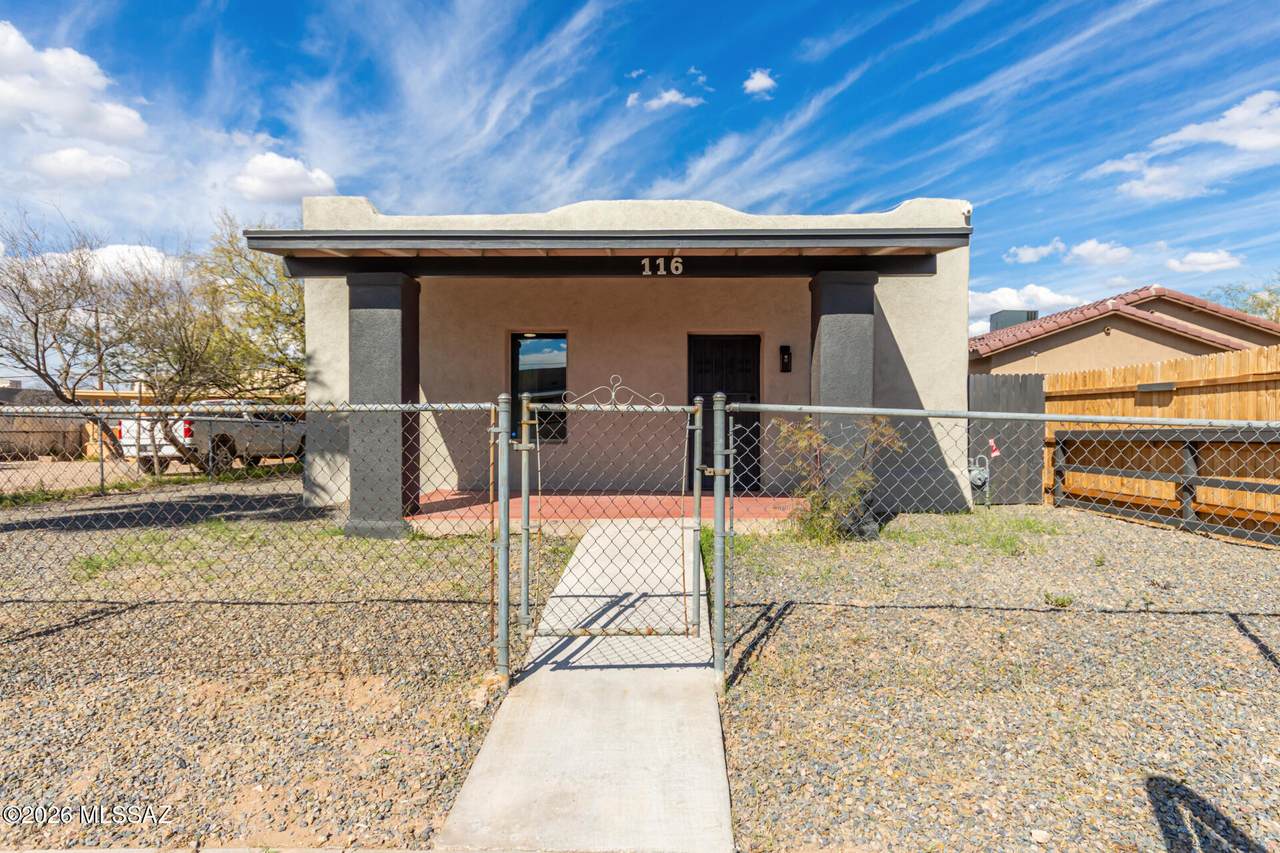 116 30th Street - Photo 1