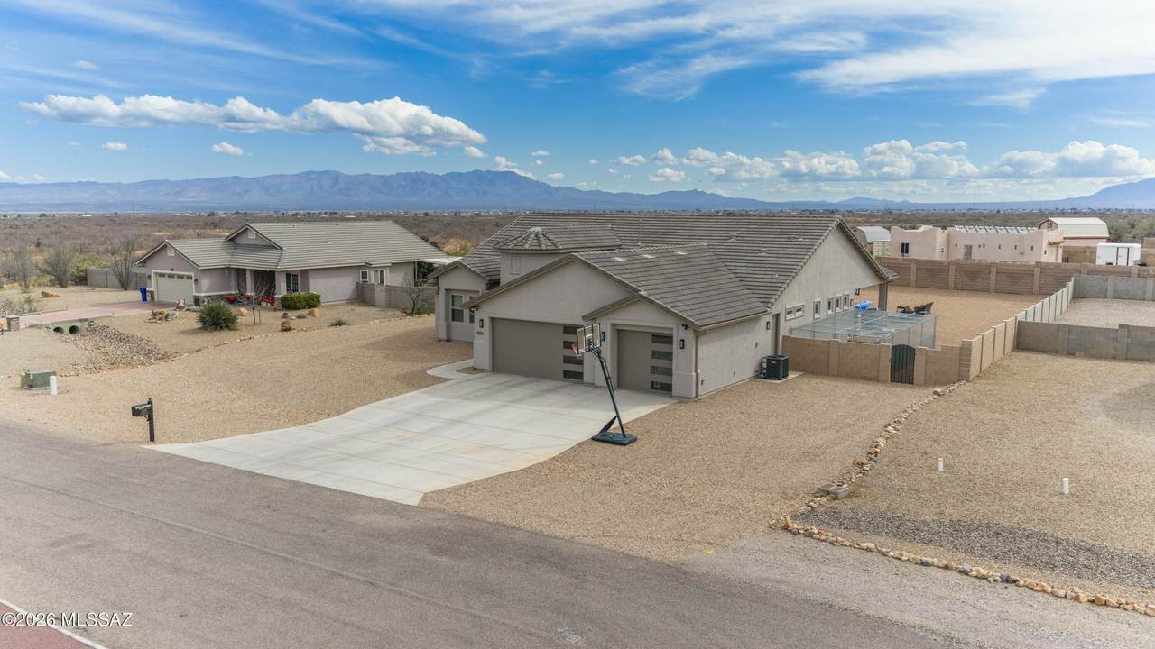 https://bt-photos.global.ssl.fastly.net/tucson/1280_boomver_1_22604124-2.jpg
