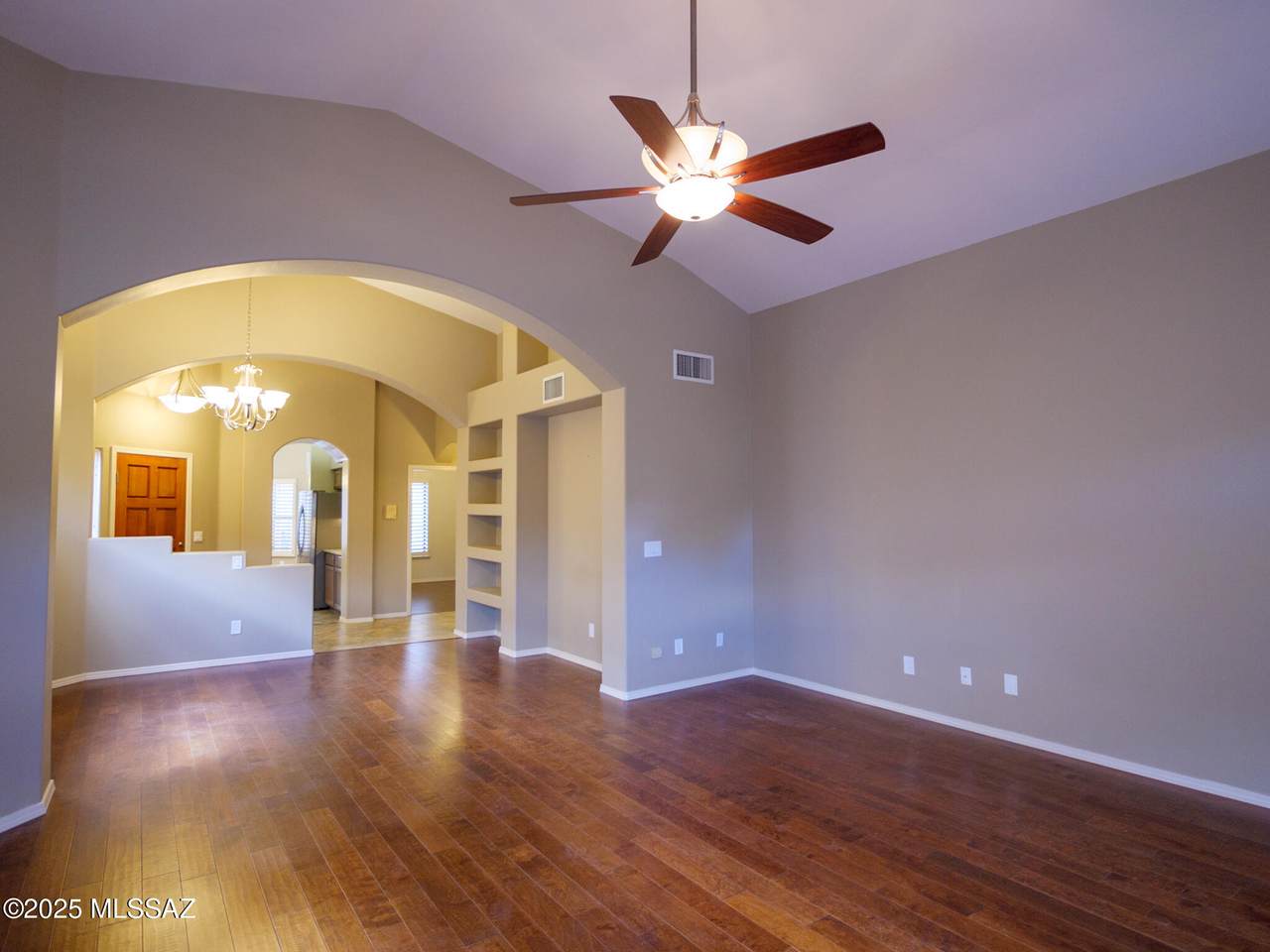 https://bt-photos.global.ssl.fastly.net/tucson/1280_boomver_1_22604192-2.jpg