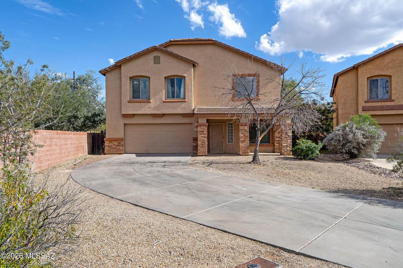 8380 Weston Place - Photo 1